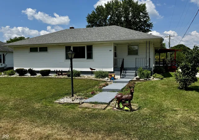 1st image of 308 E Plum St, Linden, IN 47955 | MLS# 22114721