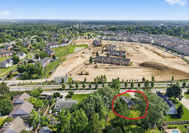 Photo 3 of Single family home for sale at 760 E City Ctr Dr, Carmel, IN 46032 | MLS# 22114722 | Listing updated on 2026-08-14