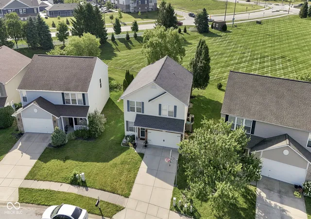 2nd image of 3881 White Cliff, Whitestown, IN 46075 | MLS# 22114728
