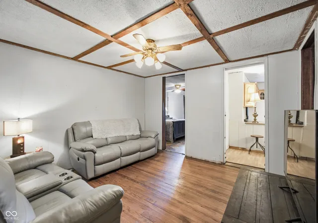 Photo 4 of Sale Pending at 3422 W County Rd 1025 N, Brazil, IN 47834 | MLS# 22114733 | Listing updated on 2026-09-12