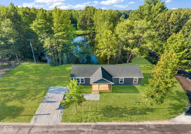 1st image of 1311 W Whiterock Rd, Brazil, IN 47834 | MLS# 22114762