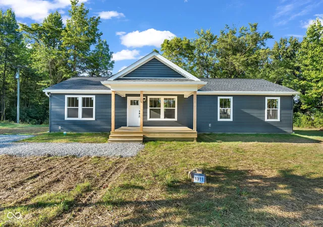 2nd image of 1311 W Whiterock Rd, Brazil, IN 47834 | MLS# 22114762