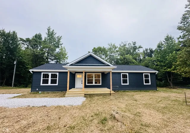 Photo 4 of Single family home for sale at 1311 W White Rock Rd, Brazil, IN 47834 | MLS# 22114762 | Listing updated on 2026-08-25