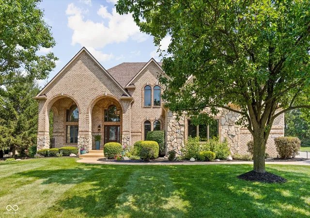 1st image of 12472 Sanderling Tr, Fishers, IN 46037 | MLS# 22114764