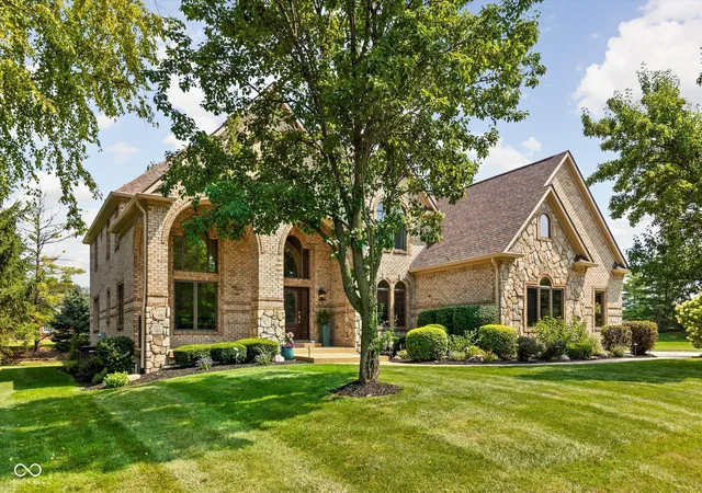 2nd image of 12472 Sanderling Tr, Fishers, IN 46037 | MLS# 22114764