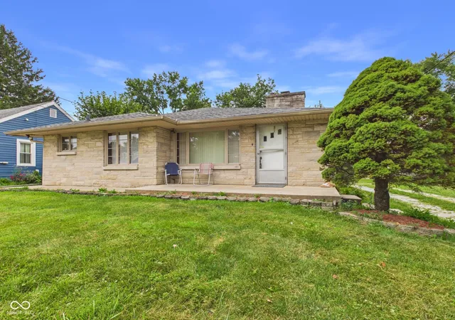 1st image of 2411 E 5th St, Anderson, IN 46012 | MLS# 22114770