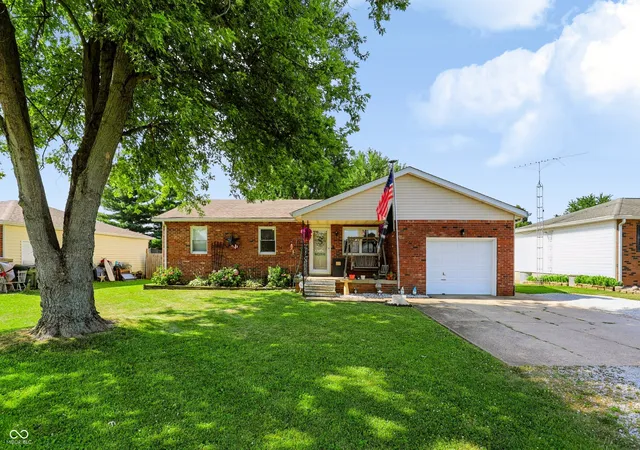 1st image of 645 W County Road 150 N, Greensburg, IN 47240 | MLS# 22114783