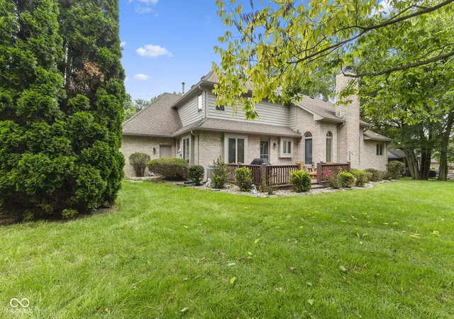 2nd image of 1835 Rooses Ln, Indianapolis, IN 46217 | MLS# 22114786