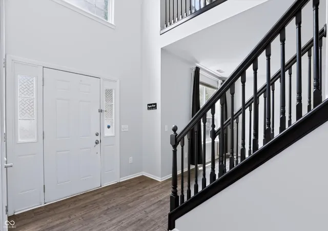 Photo 3 of Single family home for sale at 12628 Stanwich Pl, Carmel, IN 46033 | MLS# 22114850 | Listing updated on 2026-10-08