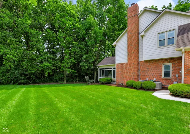 Photo 4 of Single family home for sale at 8703 Waterside Dr, Indianapolis, IN 46278 | MLS# 22114866 | Listing updated on 2026-09-30