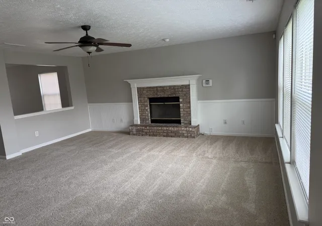 Photo 4 of Single family home for sale at 2935 Angelina Dr, Indianapolis, IN 46203 | MLS# 22114869 | Listing updated on 2026-08-08
