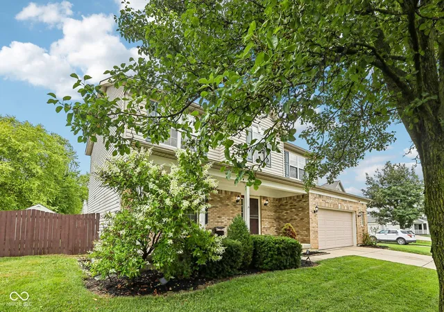 Photo 3 of Single family home for sale at 7194 Rodney Pl, Noblesville, IN 46062 | MLS# 22114883 | Listing updated on 2026-09-23