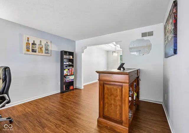 Photo 4 of Single family home for sale at 7194 Rodney Pl, Noblesville, IN 46062 | MLS# 22114883 | Listing updated on 2026-09-23