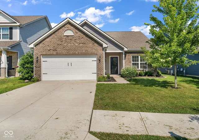 2nd image of 1703 Danielle Rd, Lebanon, IN 46052 | MLS# 22114903