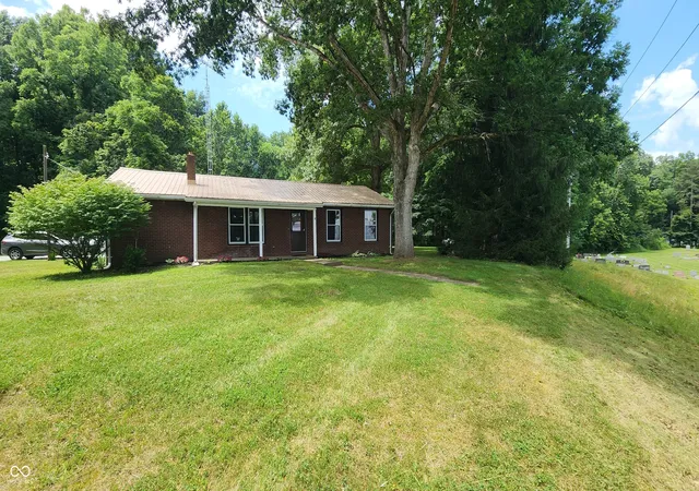 38th image of 1577 W State Road 32, Veedersburg, IN 47987 | MLS# 22114909