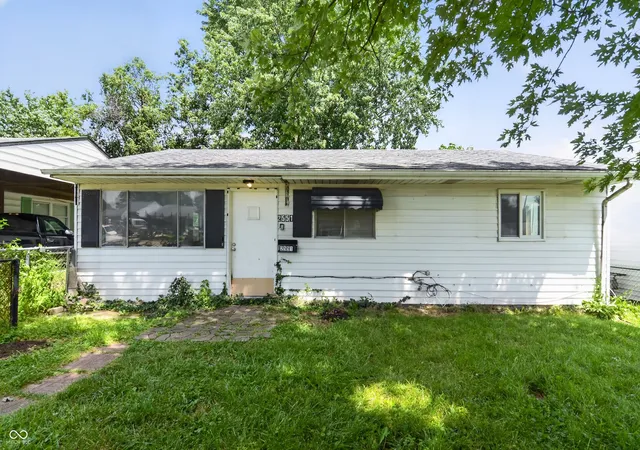 1st image of 2551 Saint Paul St, Indianapolis, IN 46203 | MLS# 22114910