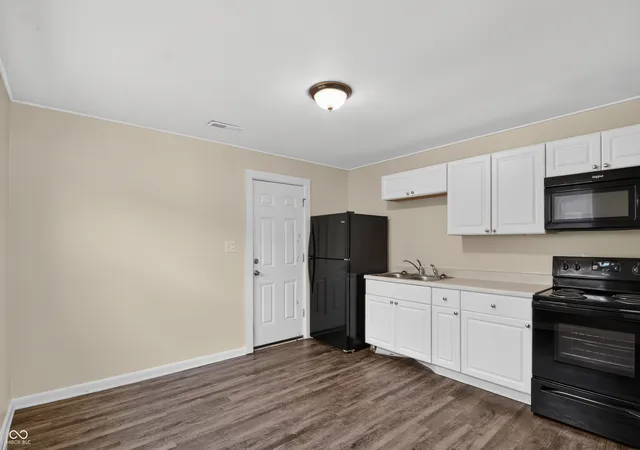 4th image of 2551 Saint Paul St, Indianapolis, IN 46203 | MLS# 22114910
