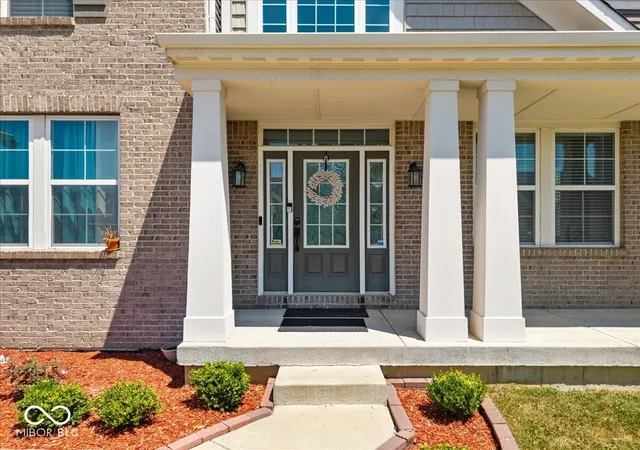 Photo 3 of Single family home for sale at 8436 Brookhaven Ln, Avon, IN 46123 | MLS# 22114922 | Listing updated on 2026-08-21