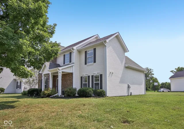 4th image of 17857 Forreston Oak Dr, Noblesville, IN 46062 | MLS# 22114923