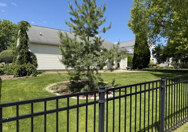 24th image of 12051 Driftstone Dr, Fishers, IN 46037 | MLS# 22114927