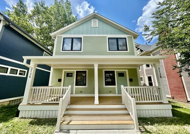 Photo 1 of Sale Pending at 2128 N Delaware St, Indianapolis, IN 46202 | MLS# 22114948 | Listing updated on 2026-10-01