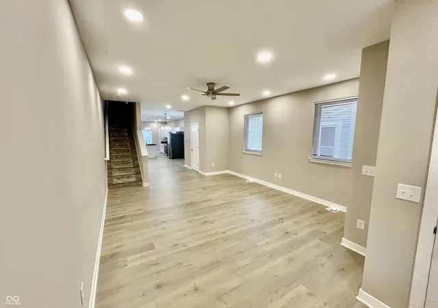 Photo 4 of Sale Pending at 2128 N Delaware St, Indianapolis, IN 46202 | MLS# 22114948 | Listing updated on 2026-10-01