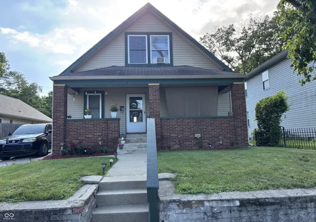 Photo 1 of Single family home for sale at 2717 Highland Pl, Indianapolis, IN 46208 | MLS# 22114954 | Listing updated on 2026-08-18