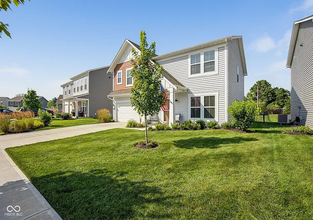 2nd image of 520 Atlas Dr, Lebanon, IN 46052 | MLS# 22114964