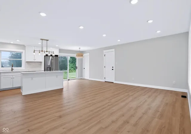 Photo 3 of Single family home for sale at 620 N Staats Dr, Bloomington, IN 47408 | MLS# 22114978 | Listing updated on 2026-07-31