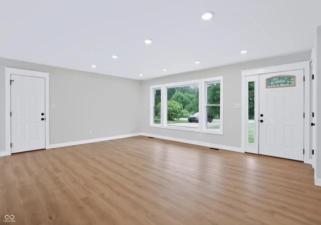 Photo 3 of Single family home for sale at 620 N Staats Dr, Bloomington, IN 47408 | MLS# 22114978 | Listing updated on 2026-07-31
