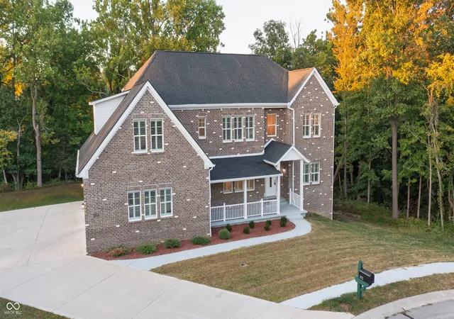 2nd image of 372 Foxboro Dr, Avon, IN 46123 | MLS# 22114994