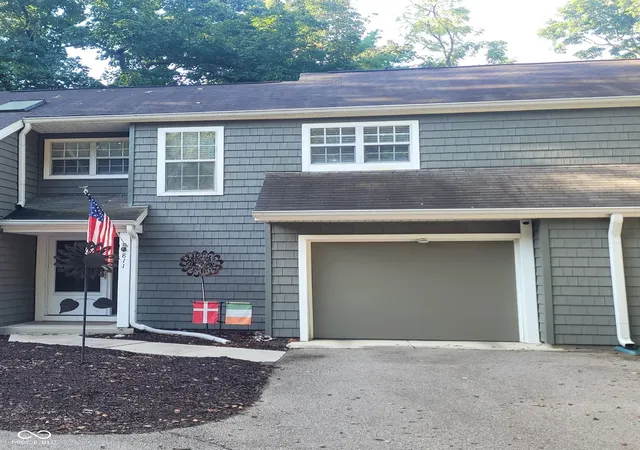 Photo 1 of Condo for sale at 7811 Harbour Isle #42, Indianapolis, IN 46240 | MLS# 22114995 | Listing updated on 2026-09-14
