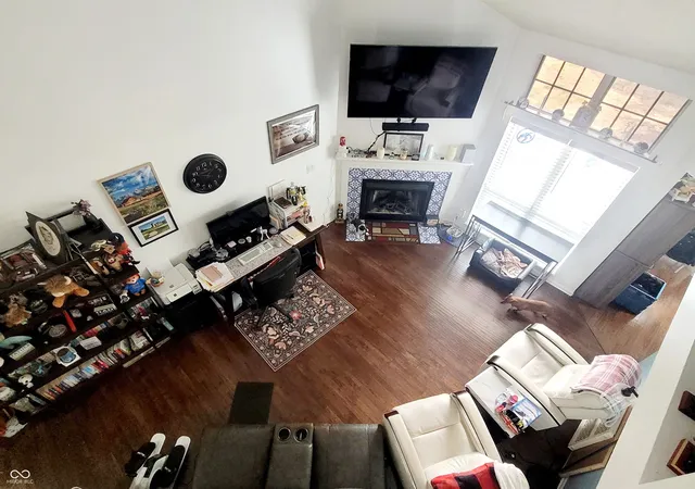 Photo 3 of Condo for sale at 7811 Harbour Isle #42, Indianapolis, IN 46240 | MLS# 22114995 | Listing updated on 2026-09-14