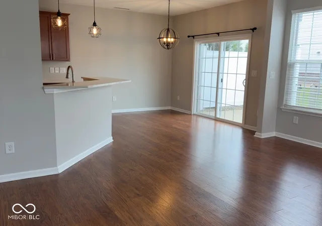 Photo 4 of Condo for sale at 9658 Calamus Dr, Noblesville, IN 46060 | MLS# 22115000 | Listing updated on 2026-09-12