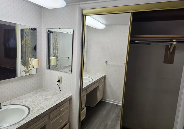 Photo 3 of Single family home for sale at 5528 S County Rd 600 E, Plainfield, IN 46168 | MLS# 22115004 | Listing updated on 2026-09-04