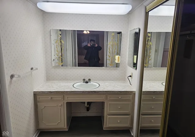 Photo 3 of Single family home for sale at 5528 S County Rd 600 E, Plainfield, IN 46168 | MLS# 22115004 | Listing updated on 2026-09-04