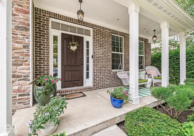 Photo 2 of Single family home for sale at 6199 Edenshall Ln, Noblesville, IN 46062 | MLS# 22115008 | Listing updated on 2026-09-25