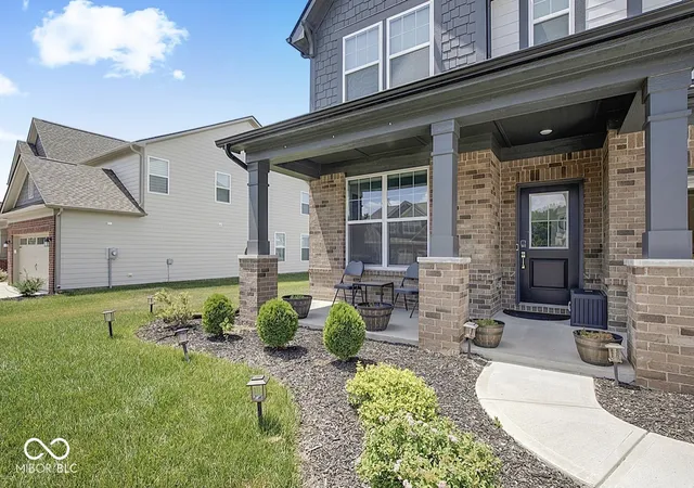 Photo 4 of Single family home for sale at 4228 Brocket Dr, Greenwood, IN 46143 | MLS# 22115011 | Listing updated on 2026-08-30