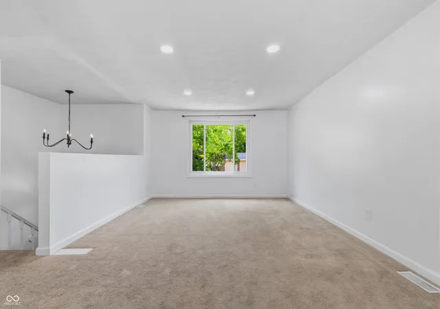 Photo 4 of Single family home for sale at 9505 Thornwood Dr, Indianapolis, IN 46250 | MLS# 22115014 | Listing updated on 2026-09-01