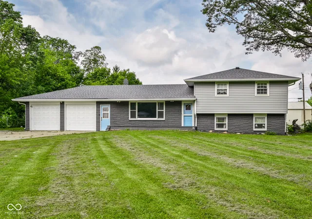 1st image of 3087 S 380 E, Chesterfield, IN 46017 | MLS# 22115016