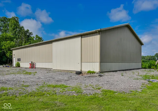 2nd image of 3087 S 380 E, Chesterfield, IN 46017 | MLS# 22115016