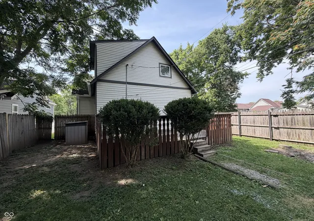 Photo 4 of Single family home for sale at 1230 E Pleasant Run Pkwy N Dr, Indianapolis, IN 46203 | MLS# 22115023 | Listing updated on 2026-10-23