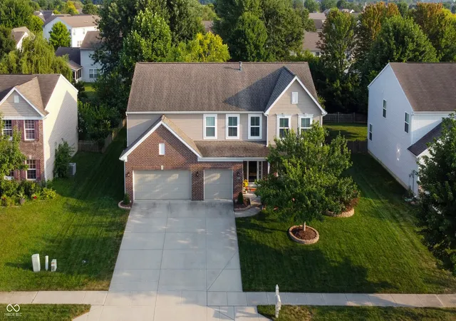 2nd image of 11139 Godfrey Dr, Noblesville, IN 46060 | MLS# 22115029