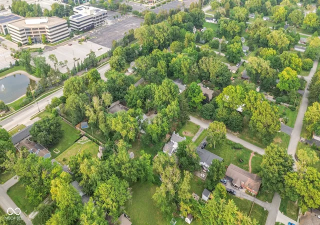 Photo 92 of Sale Pending at 9550 N Delaware St, Indianapolis, IN 46240 | MLS# 22115033 | Listing updated on 2026-08-27