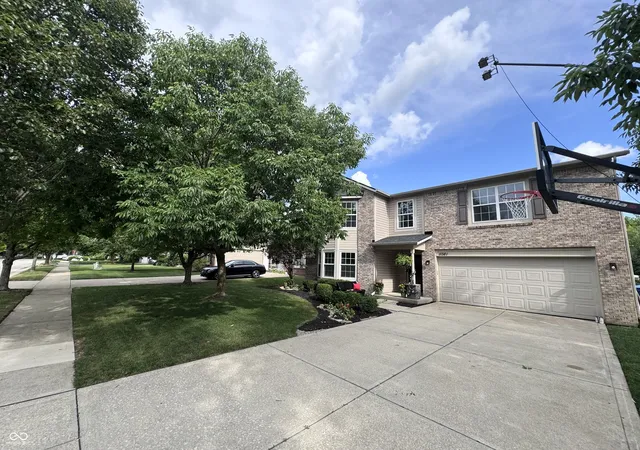 2nd image of 11381 Guy St, Fishers, IN 46038 | MLS# 22115045