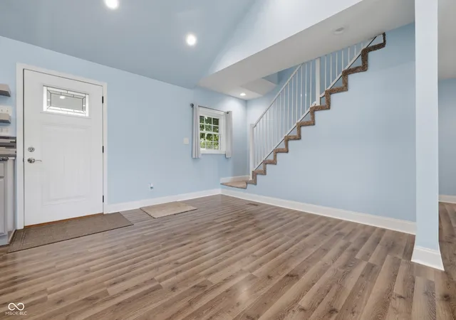 Photo 3 of Single family home for sale at 530 W Barber St, Hartford City, IN 47348 | MLS# 22115051 | Listing updated on 2026-09-22