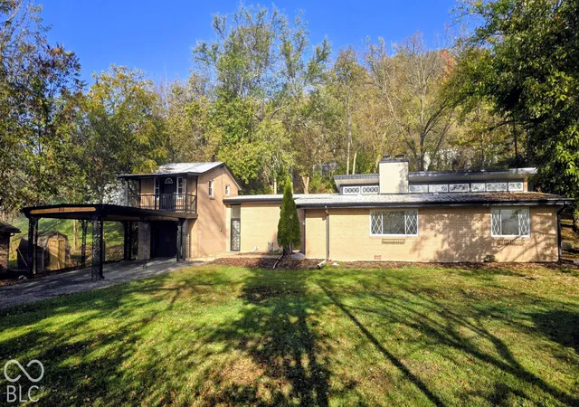 Single family home for sale at 212 Jackson St, Vevay, IN 47043 | MLS# 22115079