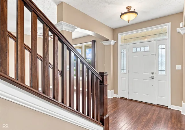 5th image of 1930 Heathrow Dr, Columbus, IN 47201 | MLS# 22115080