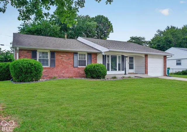 Single family home for sale at 1504 Sheri Cir, Plainfield, IN 46168 | MLS# 22115090
