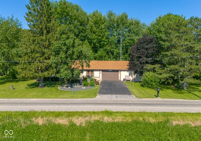 3rd image of 1073 N 350 W, Greenfield, IN 46140 | MLS# 22115100